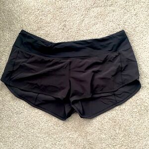 Lululemon Speed Up Shorts, Black, Size 8